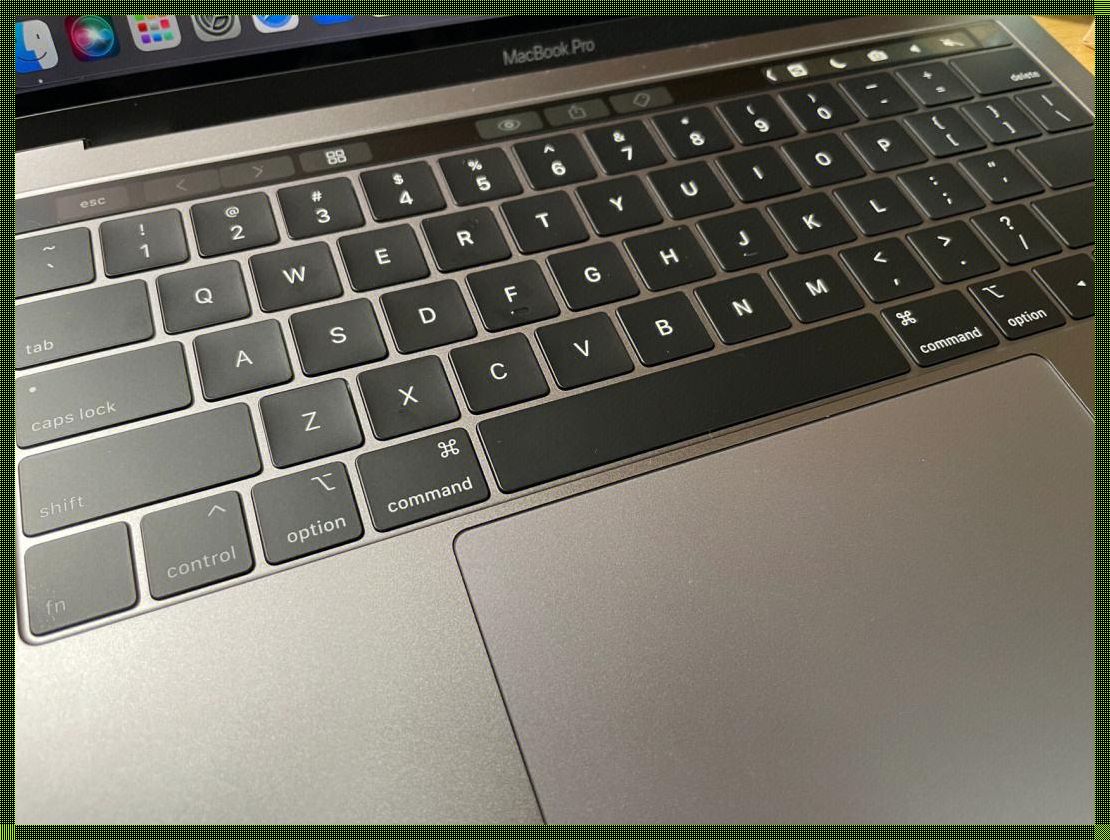 独具匠心，科技与艺术之结合——MacBook Pro免费网站惊现！