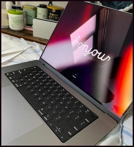 1819岁MacBook日本：装修、购物败家与惊现