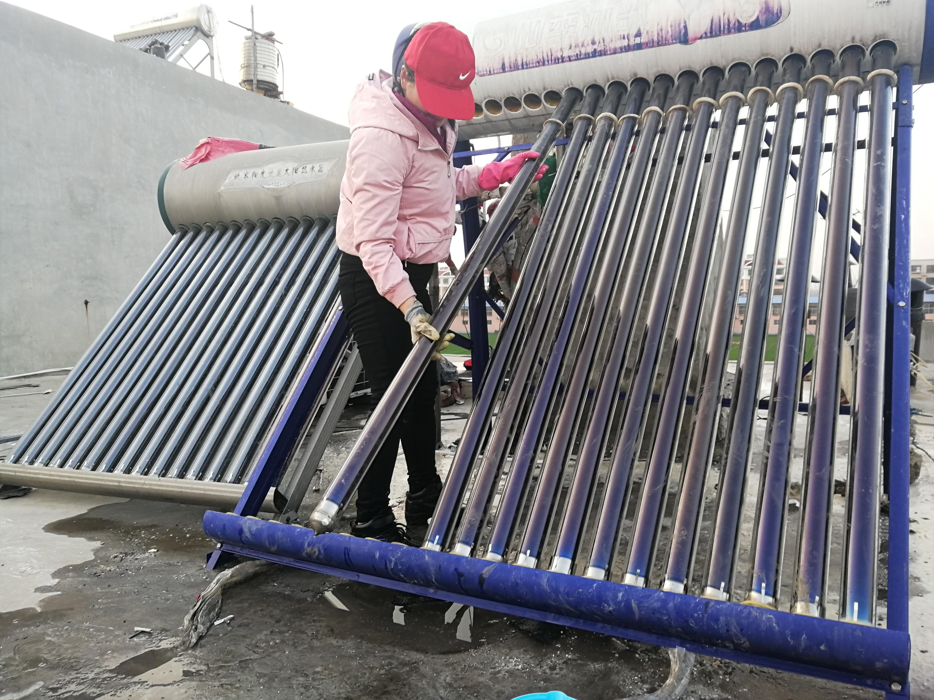 《太阳能热水器，拆了也是环保“壮举”》